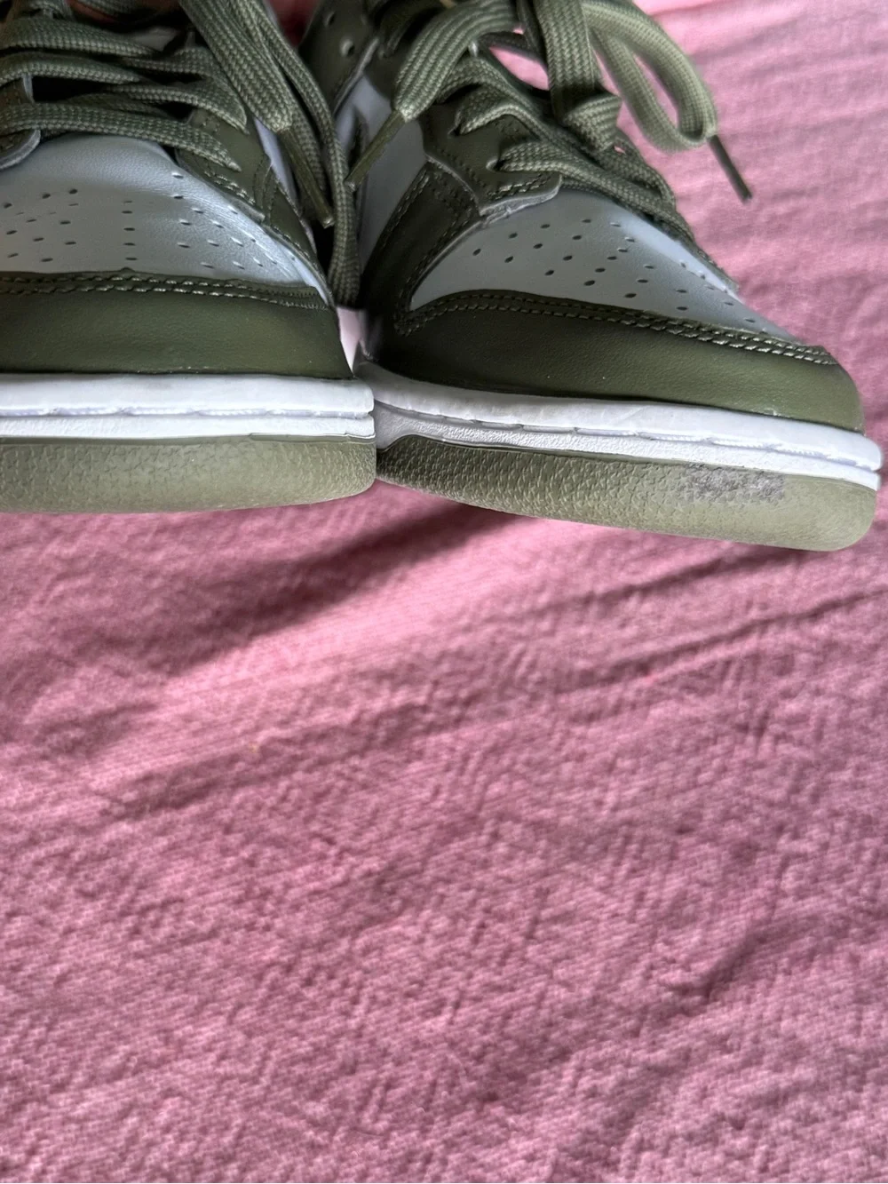 Nike Dunk Low - Medium Olive